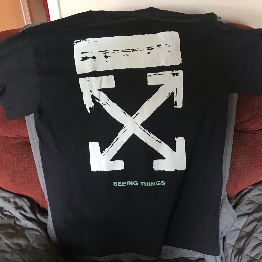 Men’s “OFF-White” Shirt Size Medium